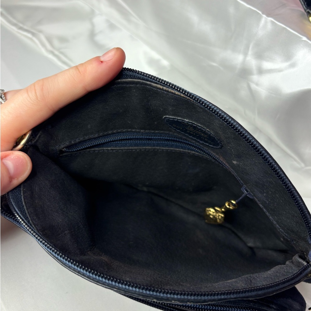 Authentic Gucci Navy Suede and Leather Women's Crossbody - Picture 5 of 7